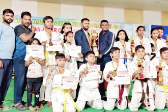 ಶ್ರೀಸೂಗೂರೇಶ್ವರ ಕರಾಟೆ ಸಂಸ್ಥೆ ವಿದ್ಯಾರ್ಥಿಗಳಿಗೆ ಡ್ರ್ಯಾಗನ್ ಚಾಂಪಿಯನ್‌ಶಿಪ್ ಪಟ್ಟ