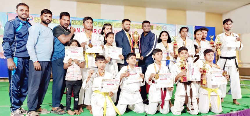 ಶ್ರೀಸೂಗೂರೇಶ್ವರ ಕರಾಟೆ ಸಂಸ್ಥೆ ವಿದ್ಯಾರ್ಥಿಗಳಿಗೆ ಡ್ರ್ಯಾಗನ್ ಚಾಂಪಿಯನ್‌ಶಿಪ್ ಪಟ್ಟ