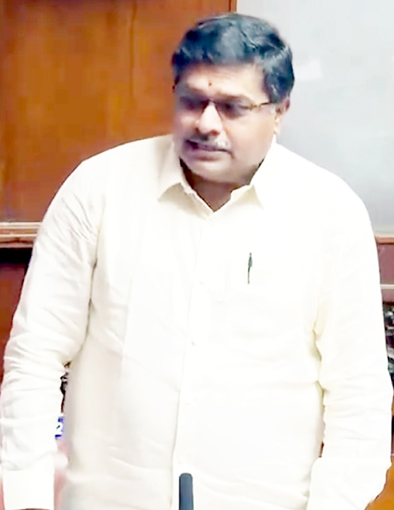 ವಿಧಾನ ಪರಿಷತ್ ಕಲಾಪದಲ್ಲಿ ಬಿಜೆಪಿ ಸದಸ್ಯ ಕೆ.ಎಸ್.ನವೀನ್ ಆರೋಪ ಭ್ರಷ್ಟಾಚಾರದ ಸುಳಿಯಲ್ಲಿ ಕೈ ಸರ್ಕಾರ