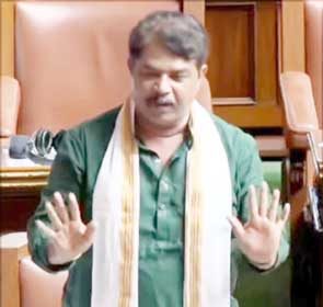 ಅಬಕಾರಿ ಇಲಾಖೆಯಲ್ಲಿ ಲಂಚ ಪ್ರಕರಣ ವಿಧಾನಸಭೆಯಲ್ಲಿ ಆಡಳಿತ – ಪ್ರತಿಪಕ್ಷ ವಾಗ್ಯುದ್ಧ