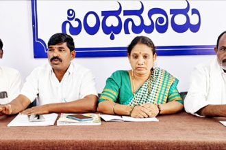 ವಳಬಳ್ಳಾರಿ ಗ್ರಾ.ಪಂ.ನೂತನ ಕಟ್ಟಡ ಉದ್ಘಾಟನೆ ನಾಮಲಕ ತೆಗೆದರೆ ಹೋರಾಟ – ಮೂಕಾಂಬಿಕಾ